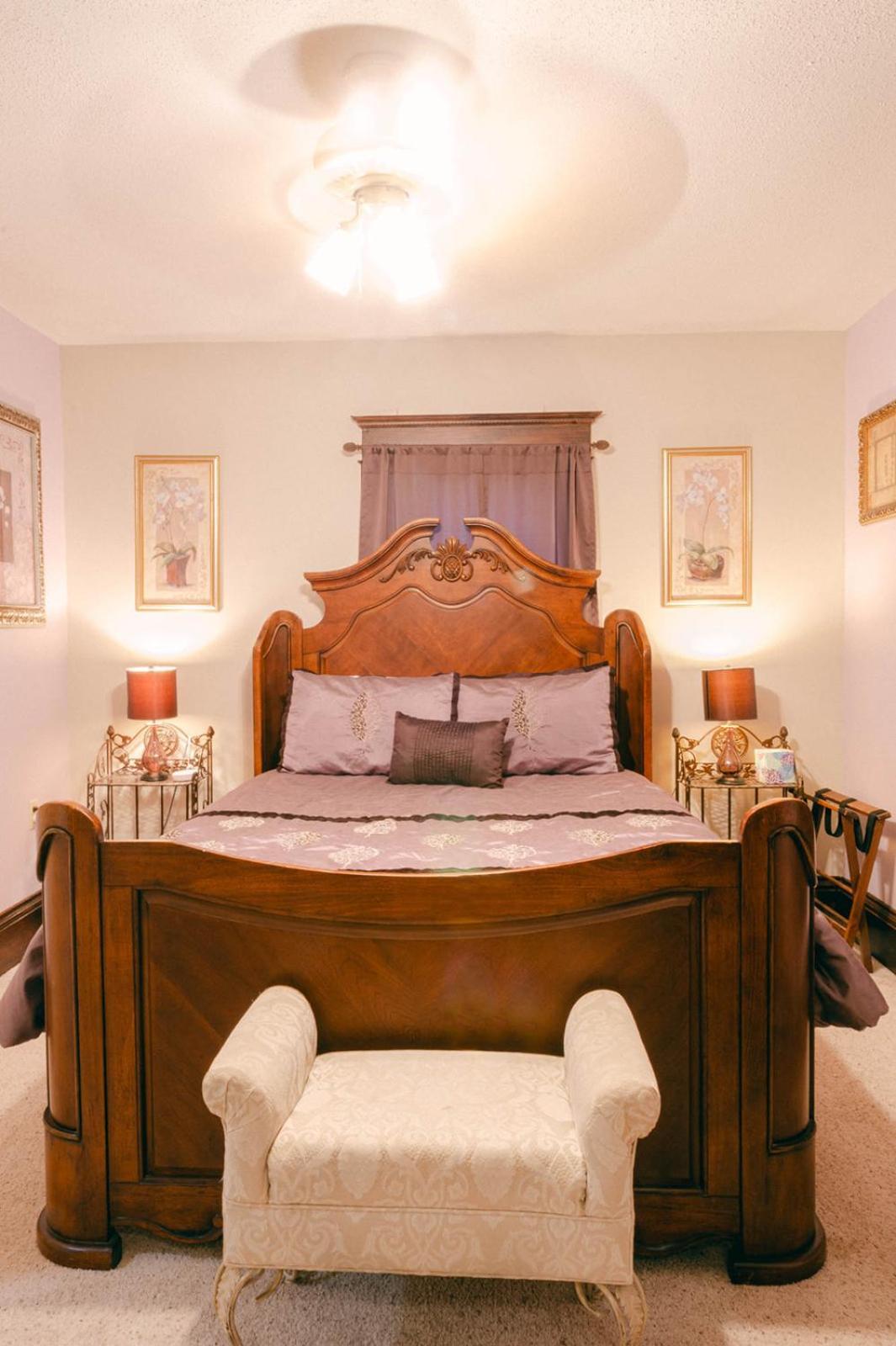 Bed and Breakfast The Wolf Manor Ellinwood Esterno foto