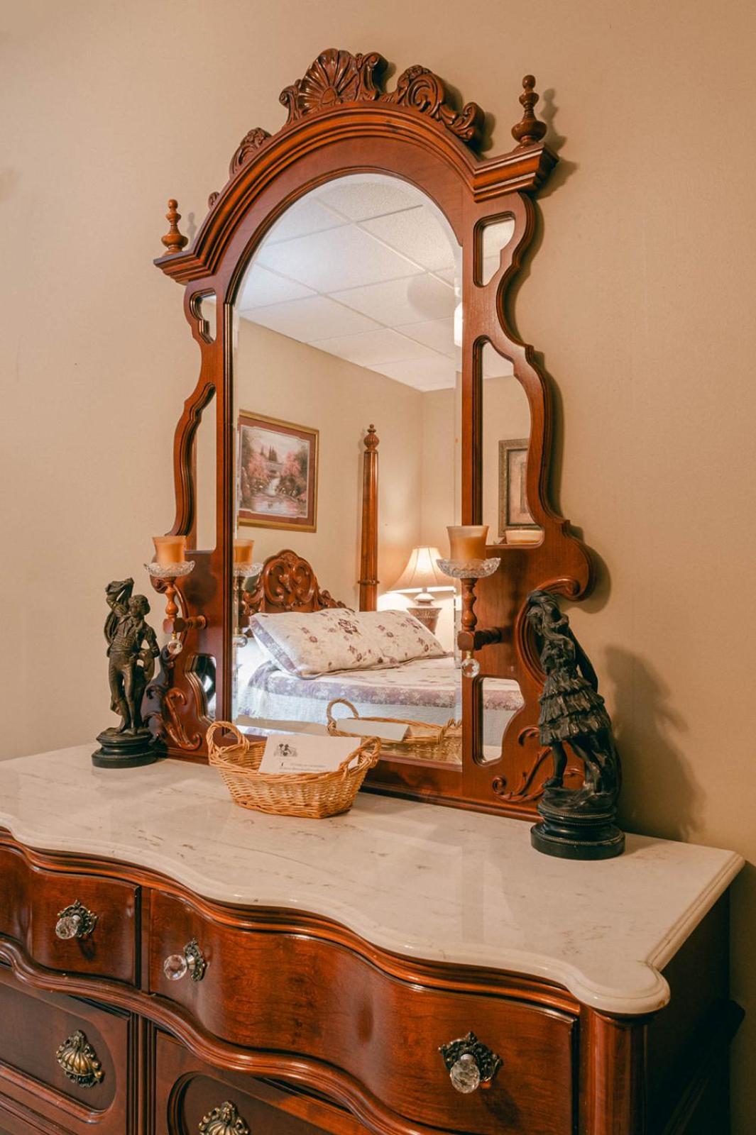 Bed and Breakfast The Wolf Manor Ellinwood Esterno foto